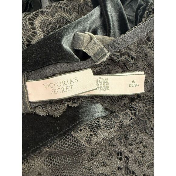 Victoria’s Secret Women’s Medium Black Velvet Very Sexy Wicked Teddy Lingerie - Picture 10 of 11